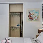 Parrot's House- Yumbo Center アパート