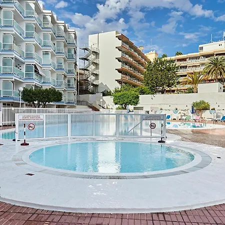 Parrot's House- Yumbo Center * Playa del Ingles (Gran Canaria)
